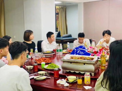 吃饭多人游戏,多人共餐游戏盛宴(图1) 吃饭多人游戏,多人共餐游戏盛宴(图1)