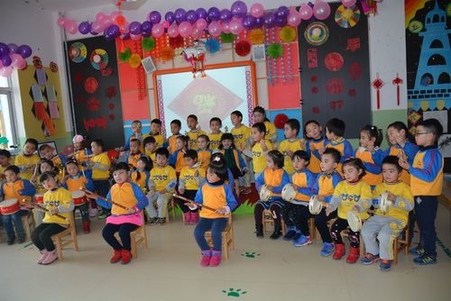 幼儿园游戏分组游戏,分组游戏乐趣无限(图2) 幼儿园游戏分组游戏,分组游戏乐趣无限(图2)