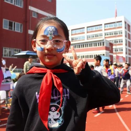 领巾小游戏,快乐成长(图3)