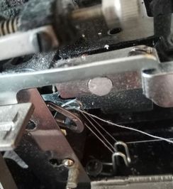 穿线针游戏,体验指尖上的乐趣(图1) 穿线针游戏,体验指尖上的乐趣(图1)