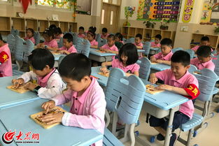 小学华容道游戏,小学版经典益智游戏攻略(图1) 小学华容道游戏,小学版经典益智游戏攻略(图1)