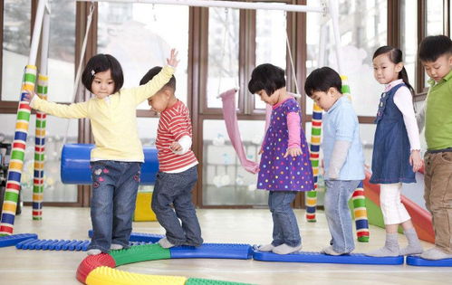 学前班的游戏,趣味游戏点亮童年记忆”(图2)