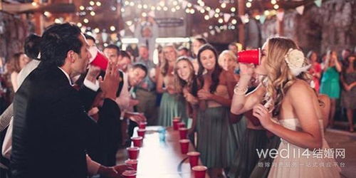 新婚闹洞房游戏大尺度,揭秘新婚闹洞房游戏大尺度瞬间(图2) 新婚闹洞房游戏大尺度,揭秘新婚闹洞房游戏大尺度瞬间(图2)