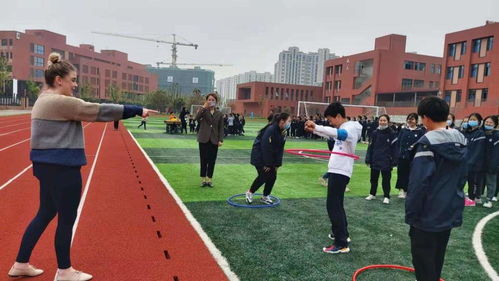 校园做游戏,创意游戏盛宴(图3) 校园做游戏,创意游戏盛宴(图3)