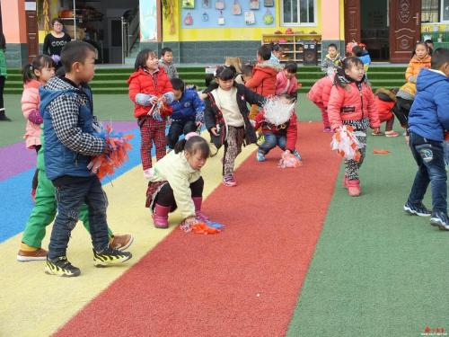 幼儿户外游戏活动大全,快乐成长的多彩乐园(图2) 幼儿户外游戏活动大全,快乐成长的多彩乐园(图2)