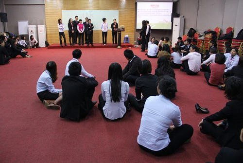 集体游戏室内不要道具,集体游戏室的欢乐时光(图3) 集体游戏室内不要道具,集体游戏室的欢乐时光(图3)