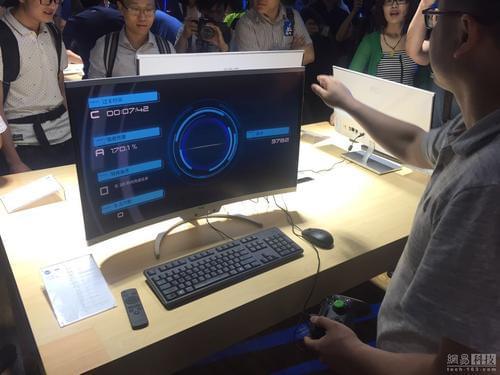 小桃的纠结安卓游戏 (图1) 小桃的纠结安卓游戏 (图1)